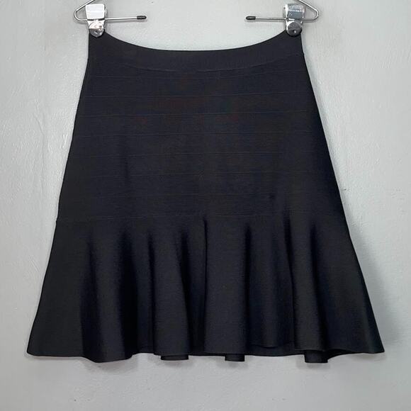 Guess Size XL Stretch Black Bandage Flare Skater Mini Skirt Dark Goth Romantic - Picture 1 of 9